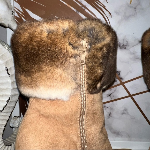 Stuart Weitzman suede fur trim ankle boots🌸 - Picture 10 of 12